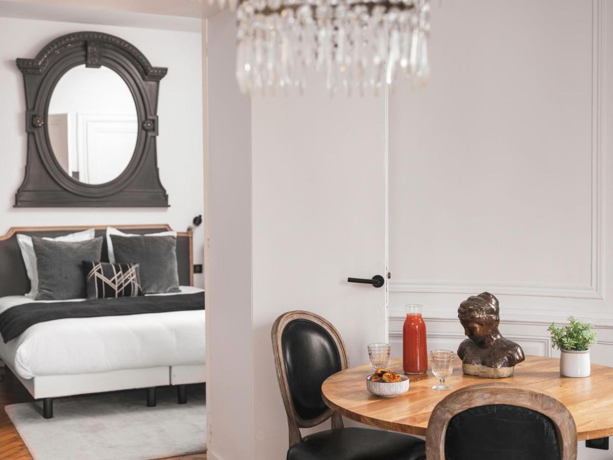 Appartements Place Royale - Maisons Du Monde Hotel & Suites Нант Екстер'єр фото