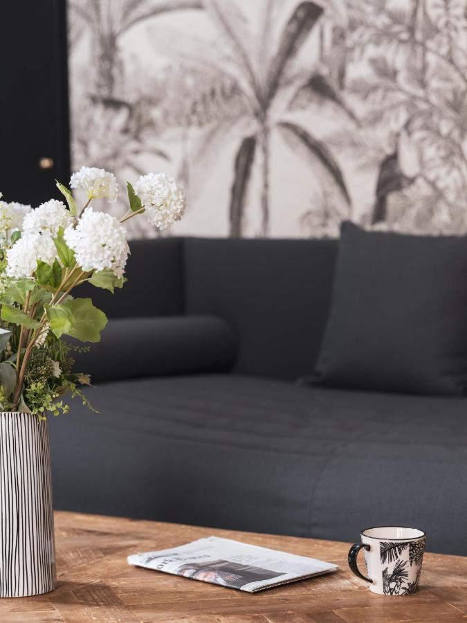 Appartements Place Royale - Maisons Du Monde Hotel & Suites Нант Екстер'єр фото